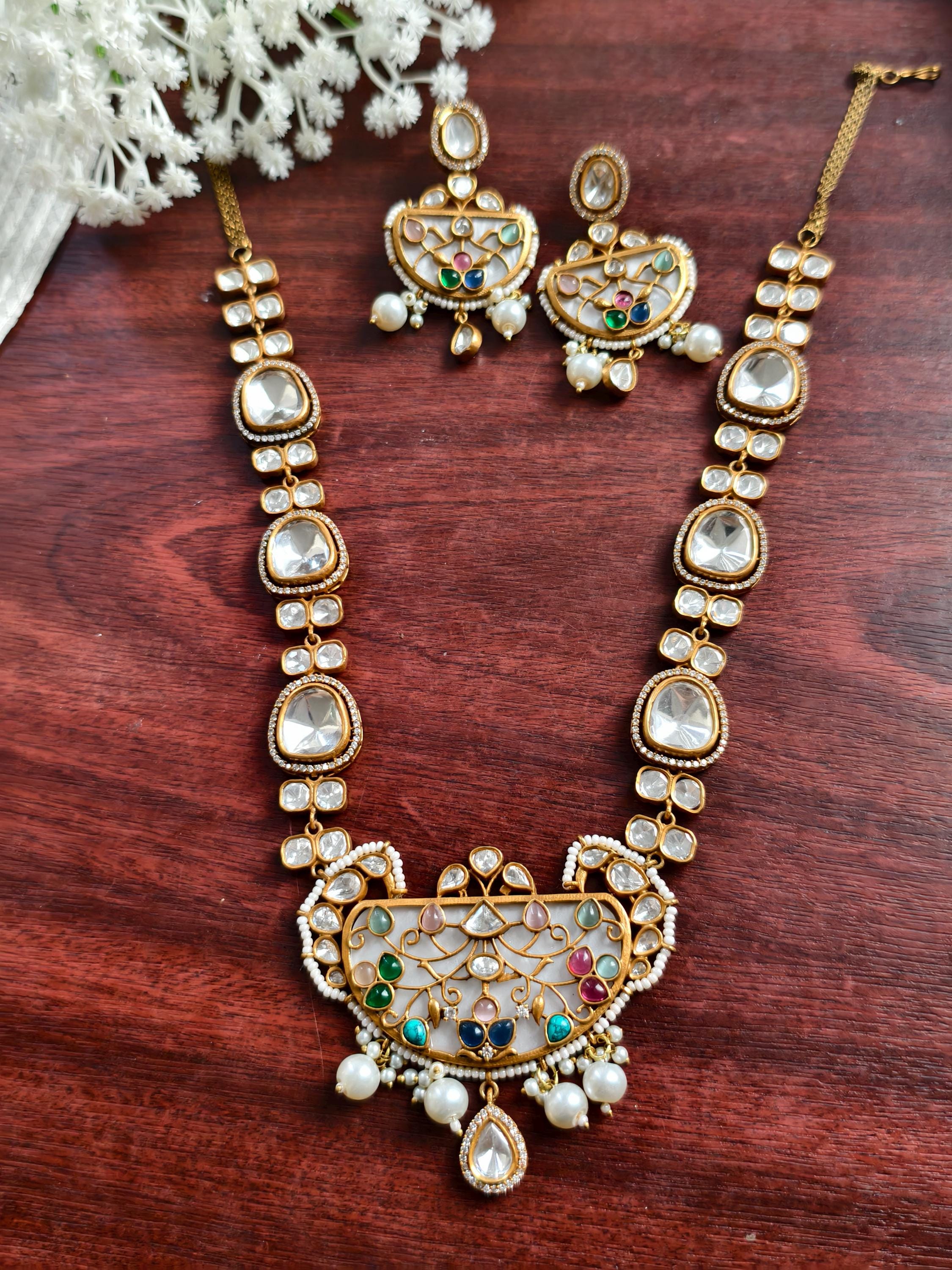 Kundan Neckset with detailed trendy design with earrings  | Indian Jewellery