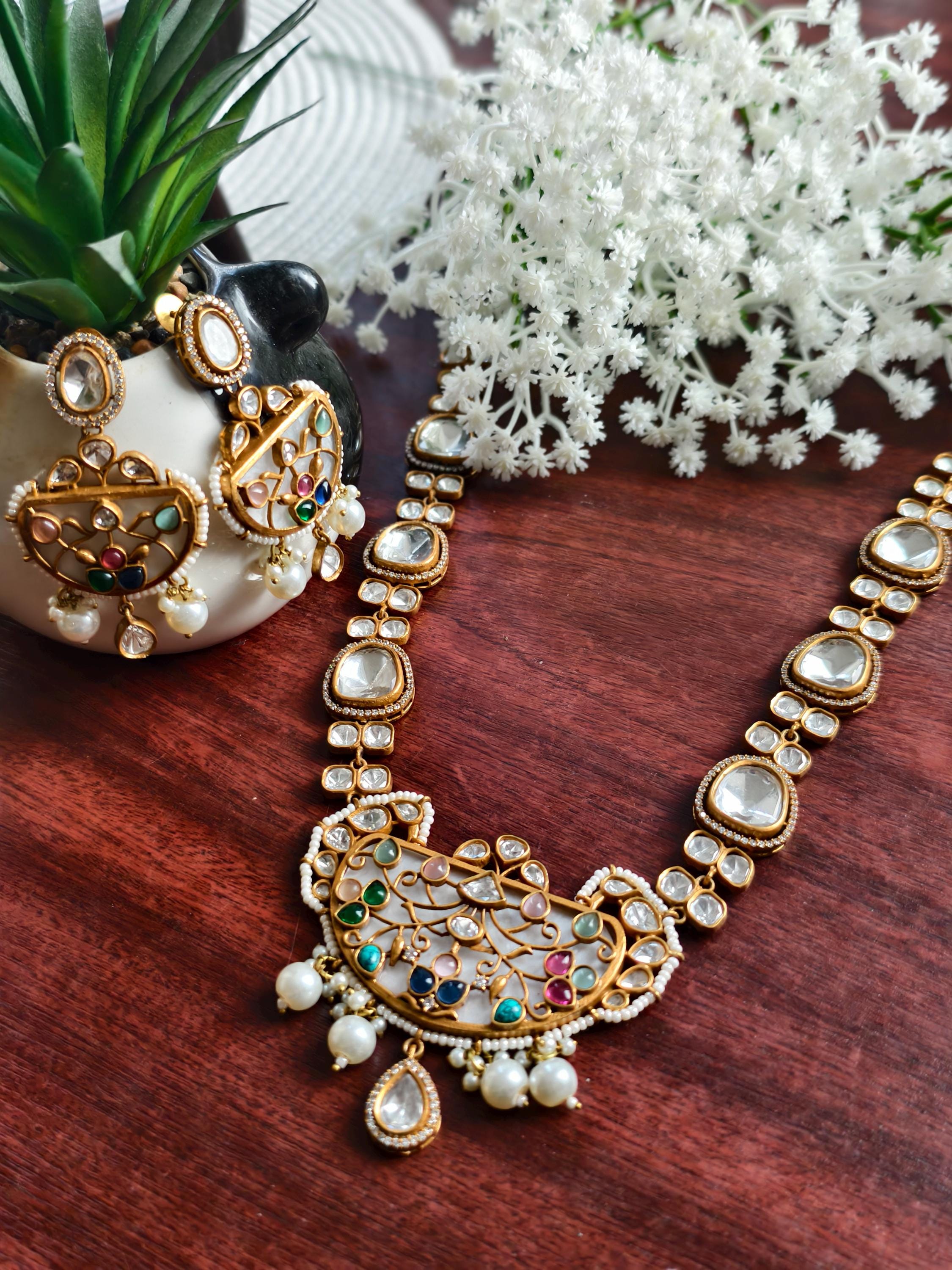 Kundan Neckset with detailed trendy design with earrings  | Indian Jewellery