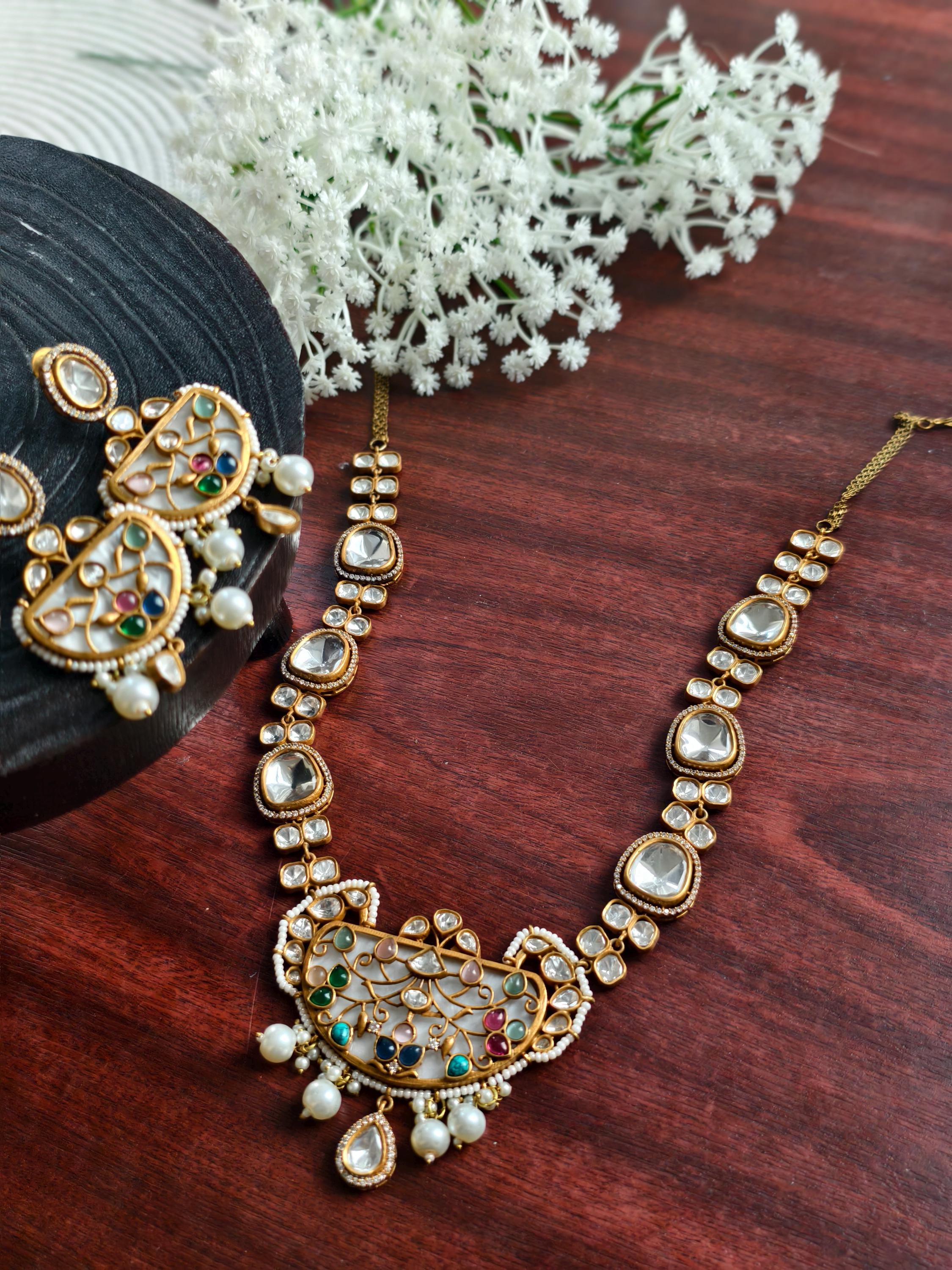 Kundan Neckset with detailed trendy design with earrings  | Indian Jewellery