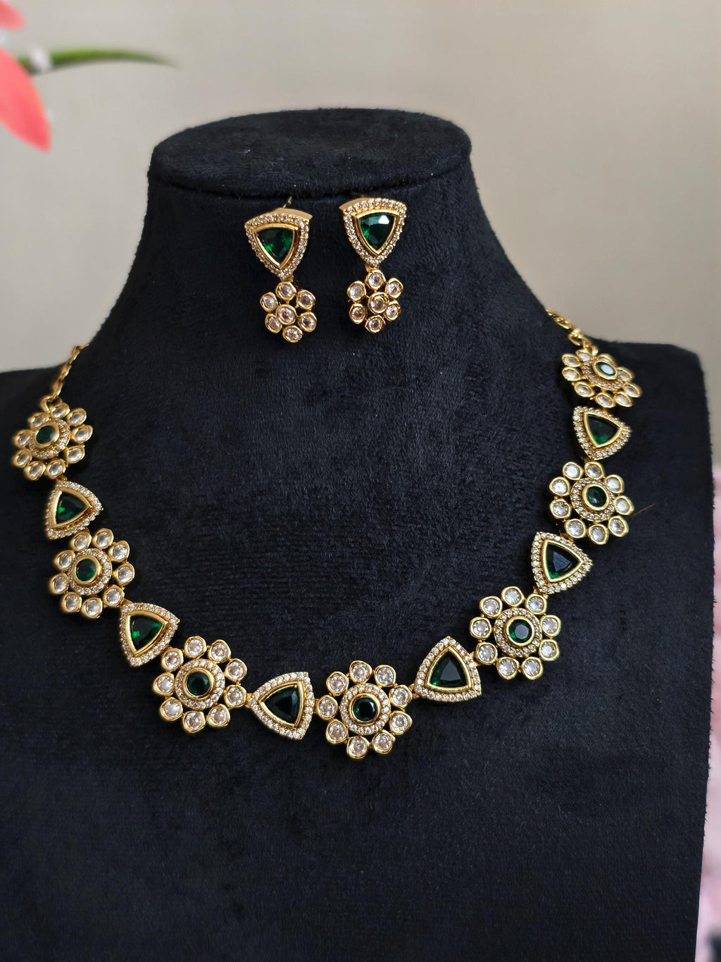 Emerald Green Kundan Choker Set | Gold Plated Indian Bridal Jewelry