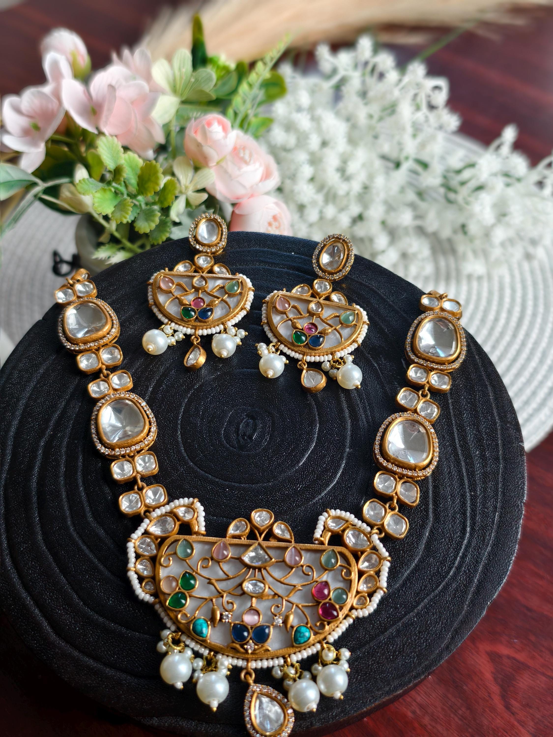Kundan Neckset with detailed trendy design with earrings  | Indian Jewellery