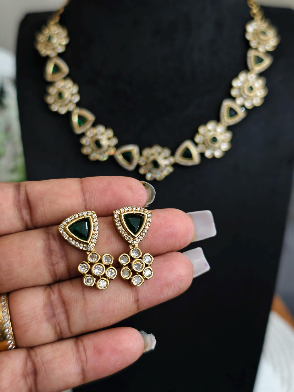 Emerald Green Kundan Choker Set | Gold Plated Indian Bridal Jewelry