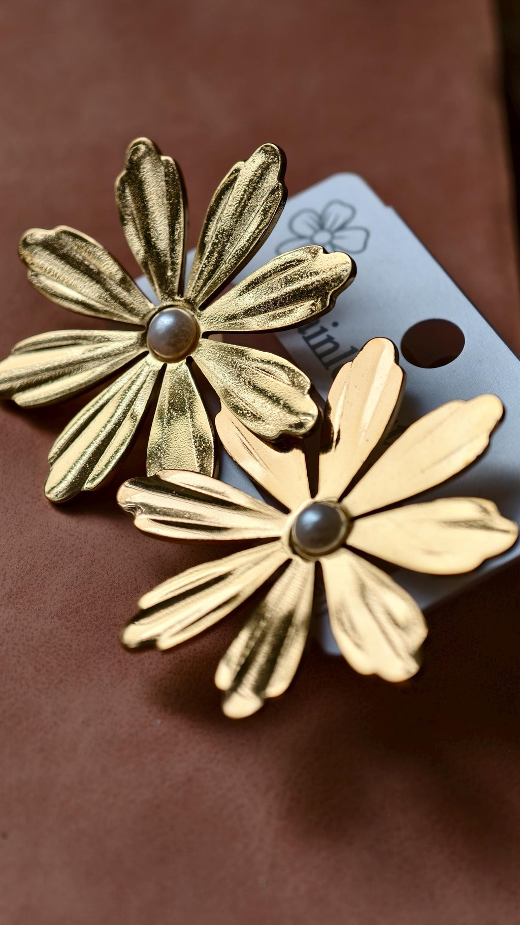 Gold Flower Daisy Stud Earrings, Anti-Tarnish Stainless Steel, Faux Pearl Center
