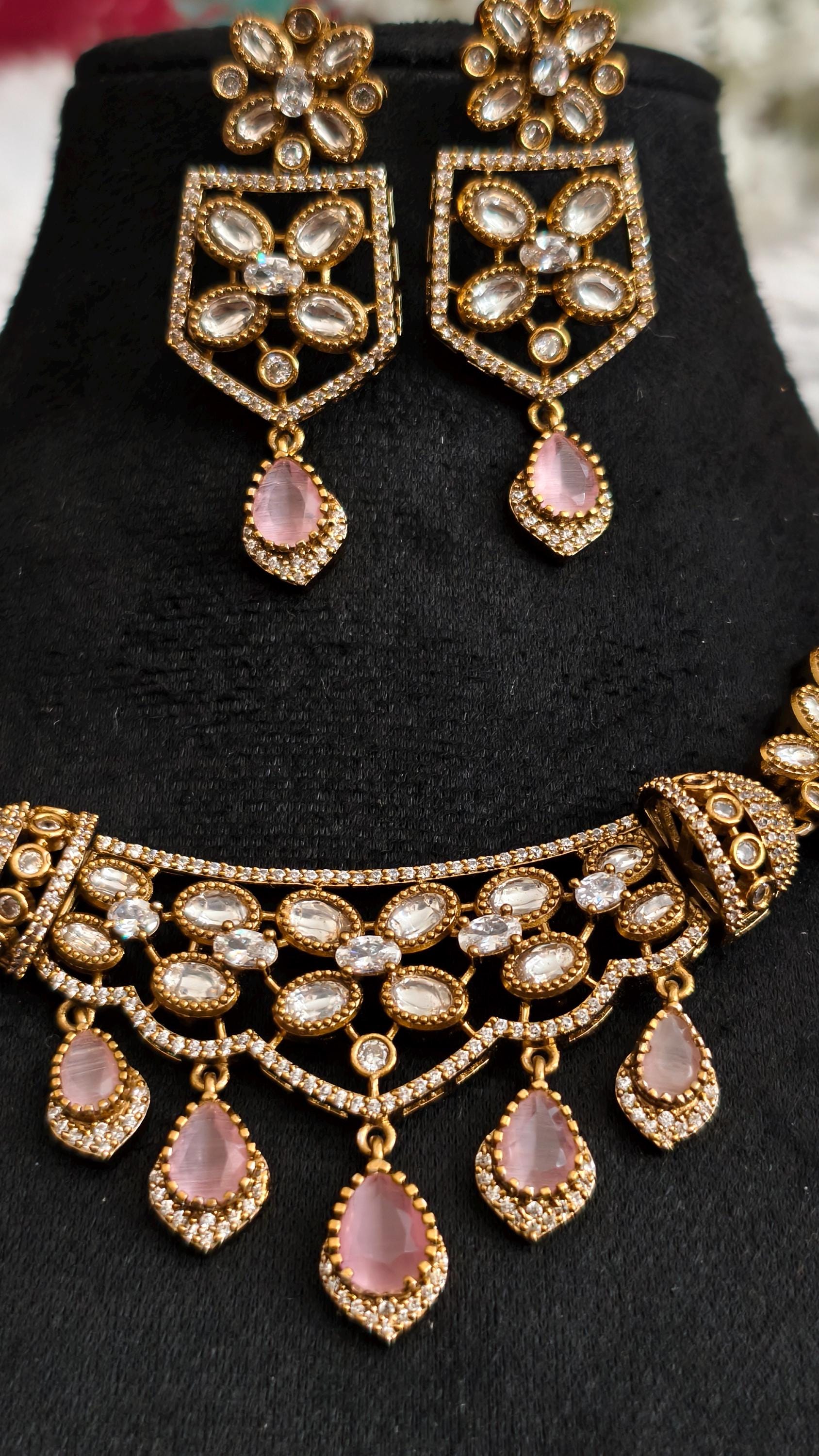White Kundan Gold Floral Necklace Set, Indian Bridal Jewelry, Teardrop Drops