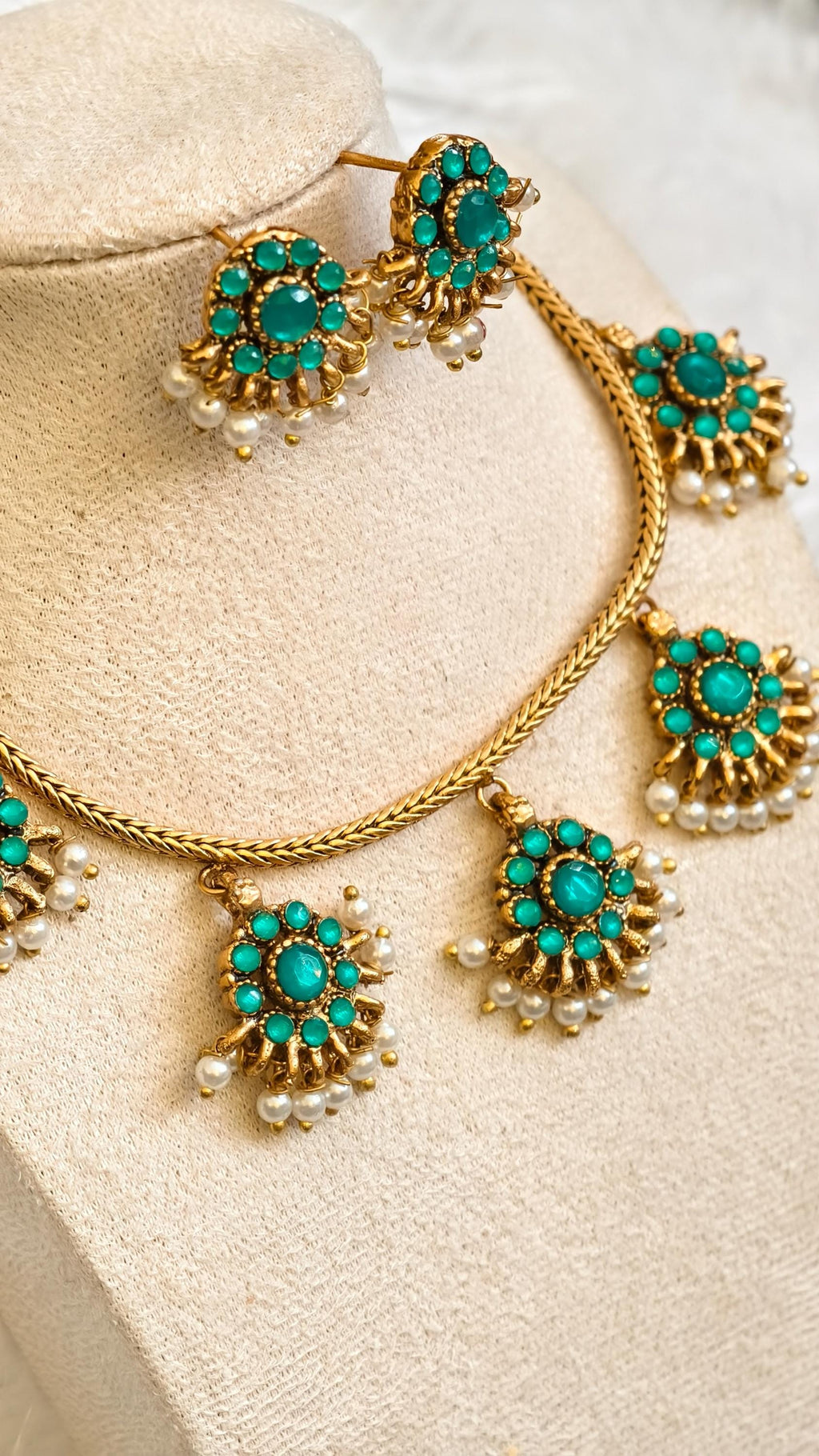 Traditional Gold Tone Kemp Stone Necklace Set | Ethnic South Indian Choker with Pearls